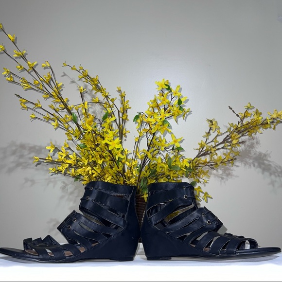 * Michael Antonio Black Gladiator Sandals - Size 8.5 M - Picture 4 of 9